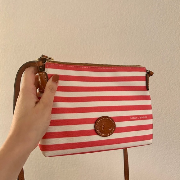 Dooney & Bourke SULLIVAN CROSSBODY POUCHETTE Stripes - WATERMELON - Picture 8 of 9